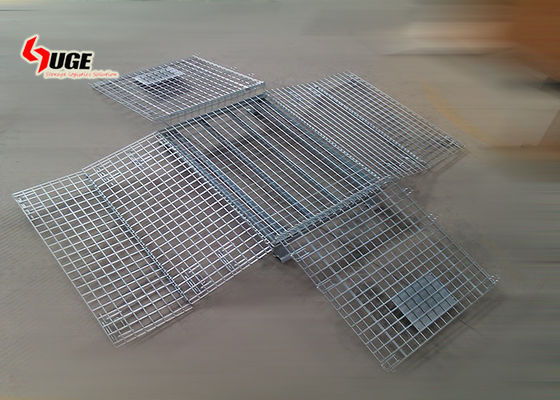 The storage cage of fruits and vegetables can be customized and made of metal with castors, which can bear 1500kg